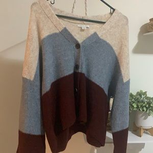 multicolored american eagle sweater